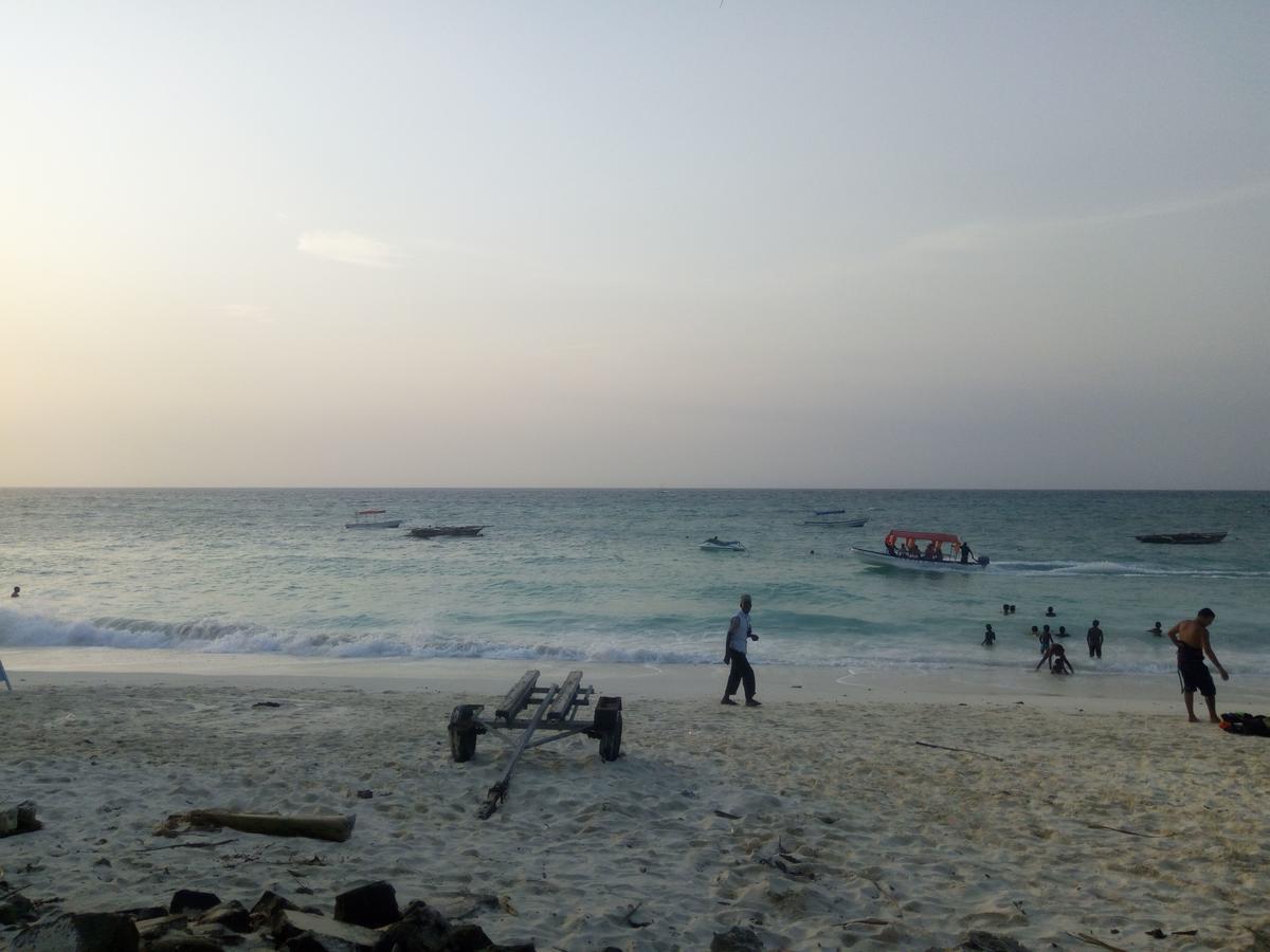 نونغوي Asiya Beach Bungalow المظهر الخارجي الصورة